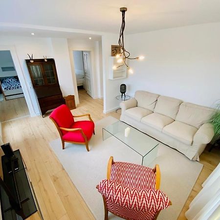 Cute Apartment - Detmold City Center - Large Kitchen, Bath, South Facing Balcony - Free Parking And Wifi Екстериор снимка