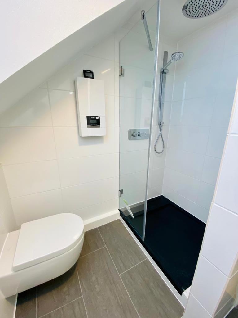 Cute Apartment - Detmold City Center - Large Kitchen, Bath, South Facing Balcony - Free Parking And Wifi Екстериор снимка